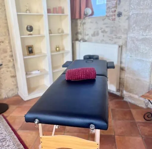 Cozy Flat In Castle Near Fontainebleau - 10 Min