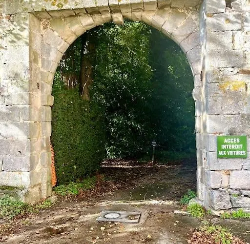 Cozy Flat In Castle Near Fontainebleau - 10 Min