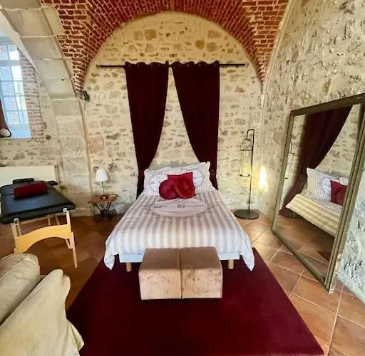 Cozy Flat In Castle Near Fontainebleau - 10 Min